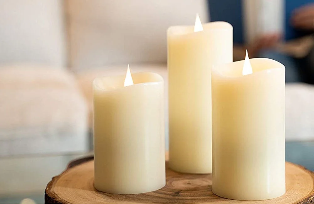 3 flameless candles